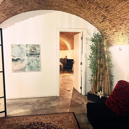 Nuriahboutique Δωμάτια σε οικογενειακή κατοικία