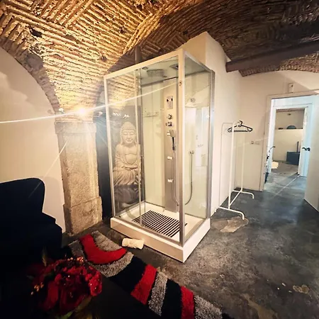 Δωμάτια σε οικογενειακή κατοικία Nuriahboutique