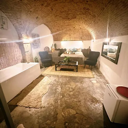 Nuriahboutique * Лиссабон